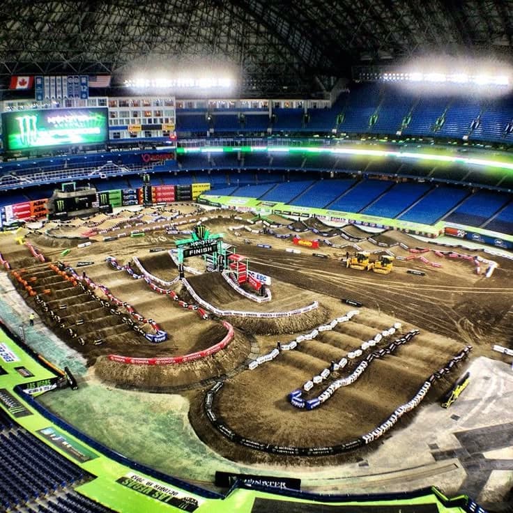 Motocross the Gran Pista thumbnail