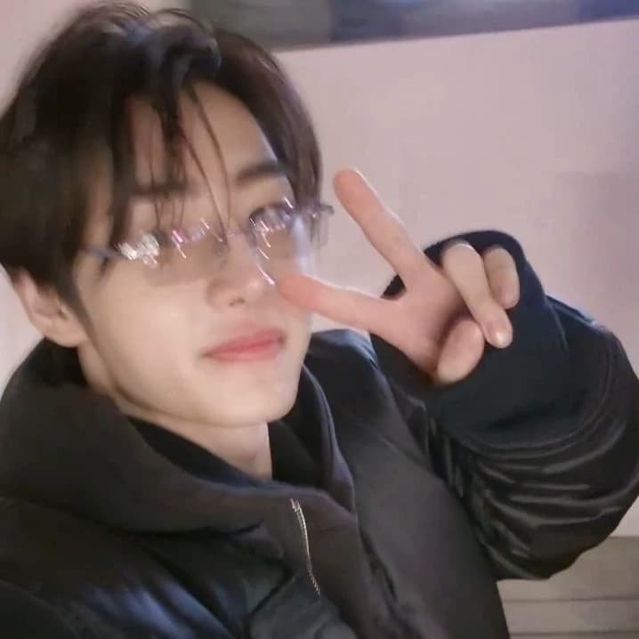 Park Sunghoon. thumbnail