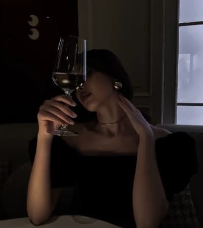 Elena thumbnail