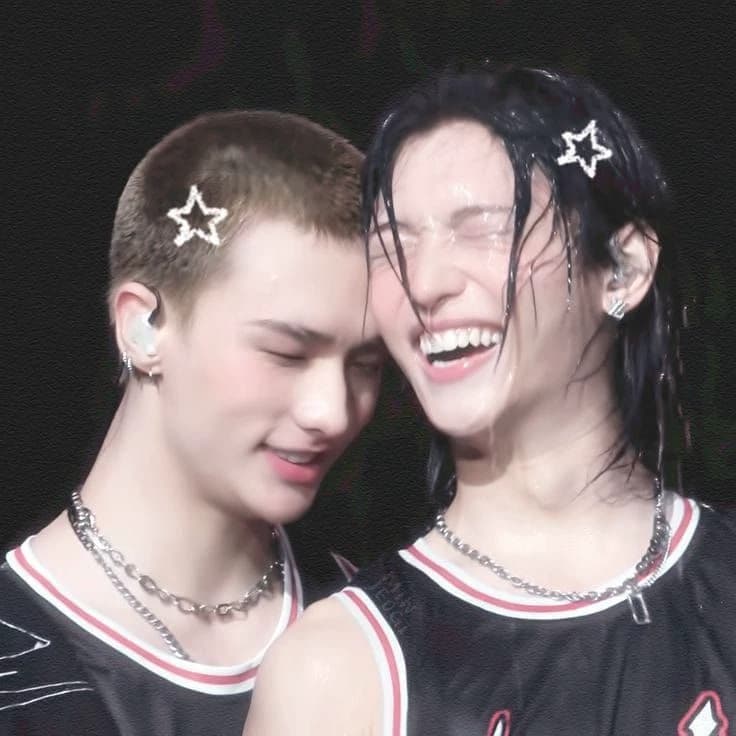 Hyulix (Hyunjin X Felix) thumbnail