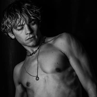 Ross Lynch thumbnail