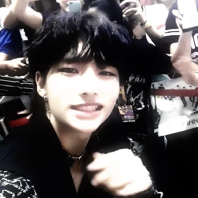 Hwang hyunjin thumbnail