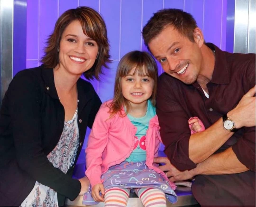 The family  thumbnail