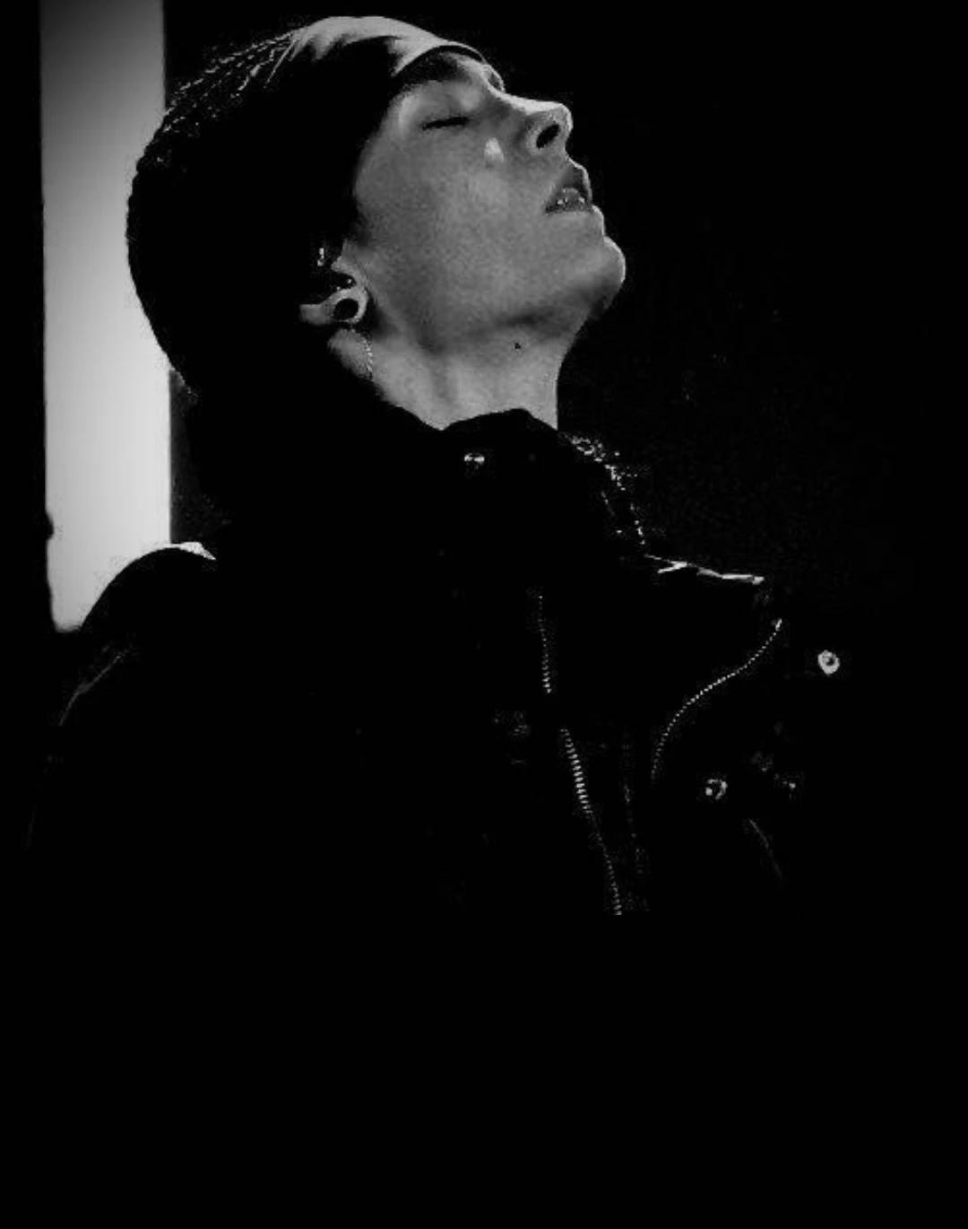 Tom Kaulitz - Stalker thumbnail