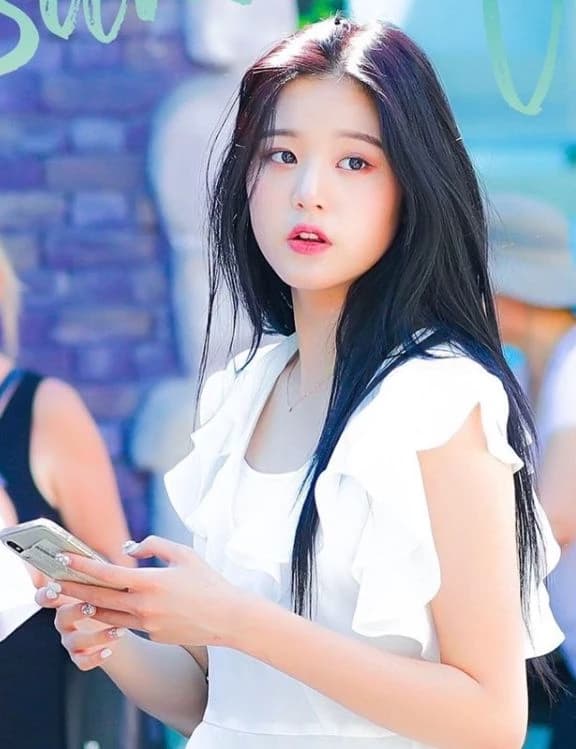 Jang Wonyoung thumbnail