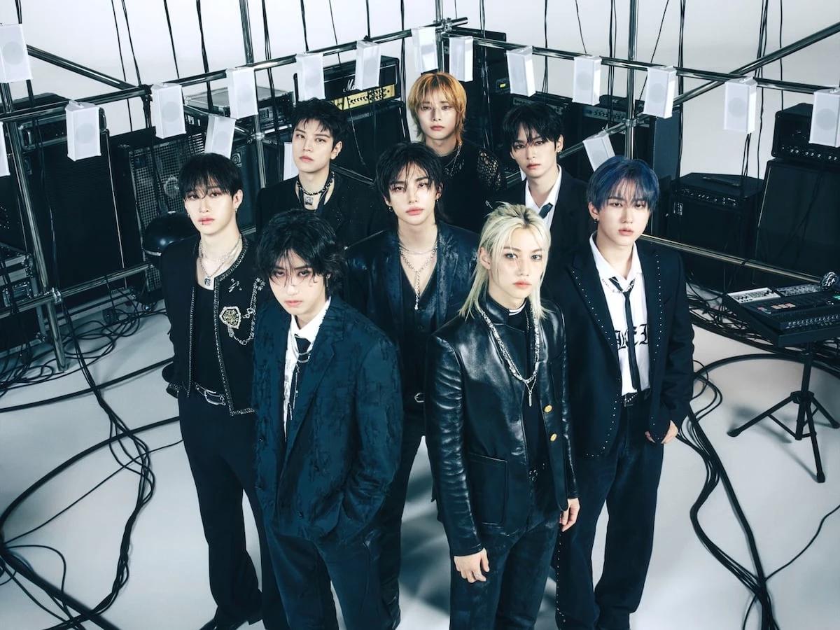 Stray kids thumbnail