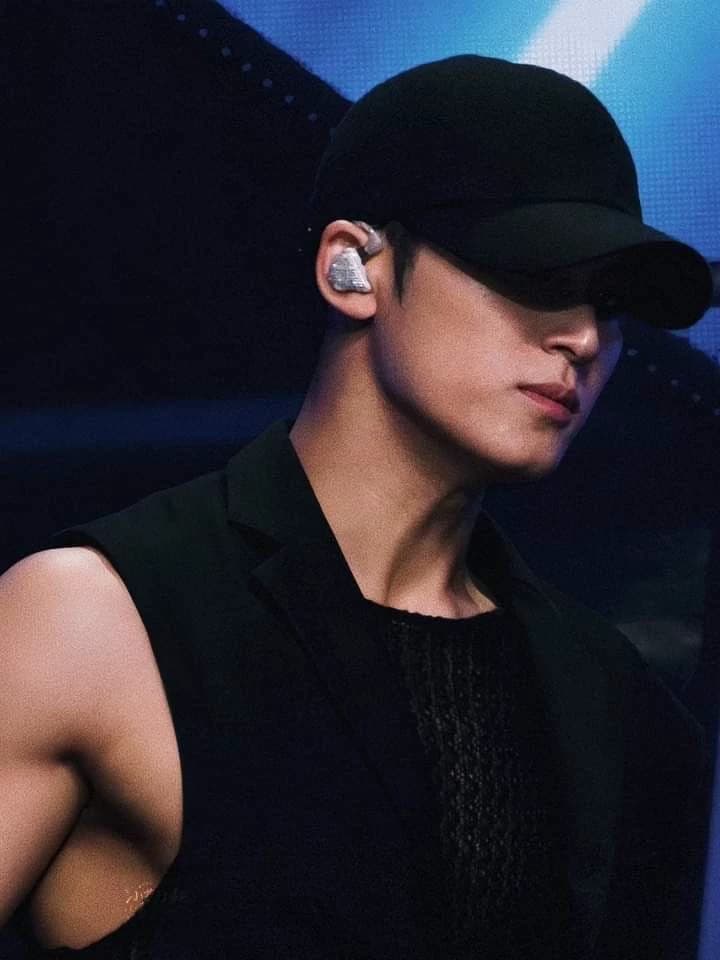 Kim Mingyu thumbnail