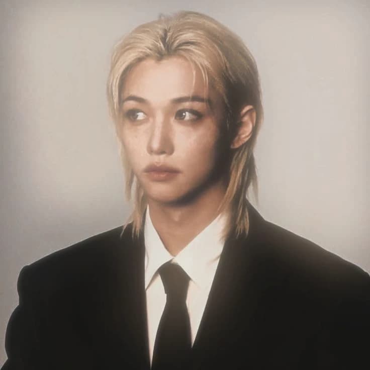 Lee Felix💫🐥 thumbnail