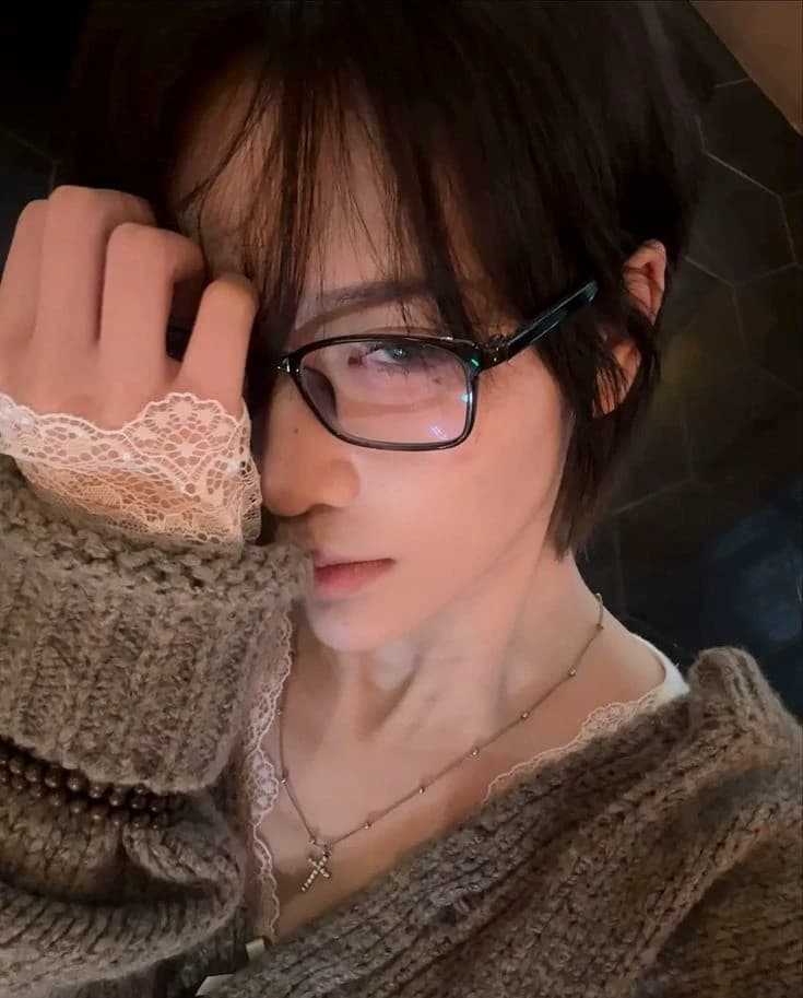 July-GL/WLW/YURI thumbnail