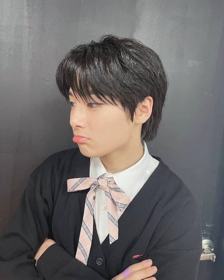 Jeongin thumbnail