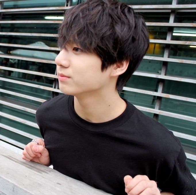 Jeon Jungkook/ Bl thumbnail