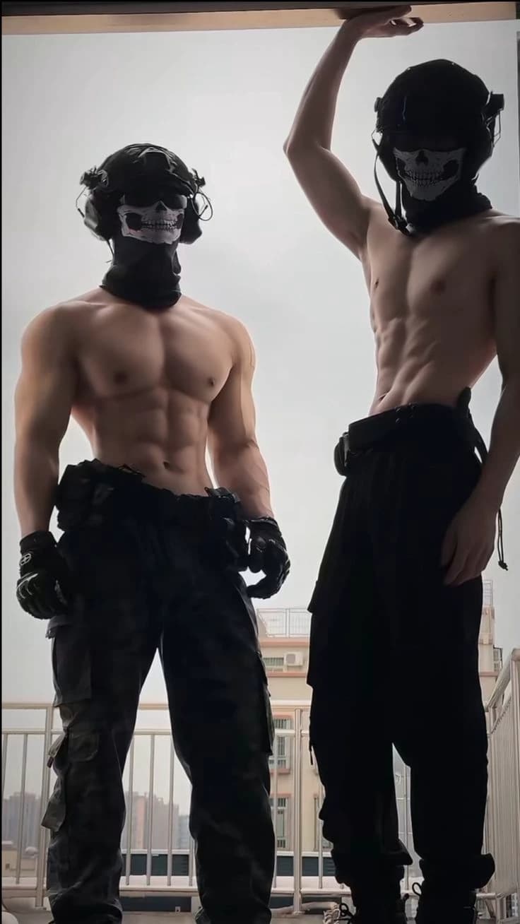 "ESCUADRÓN ENMASCARADO" thumbnail
