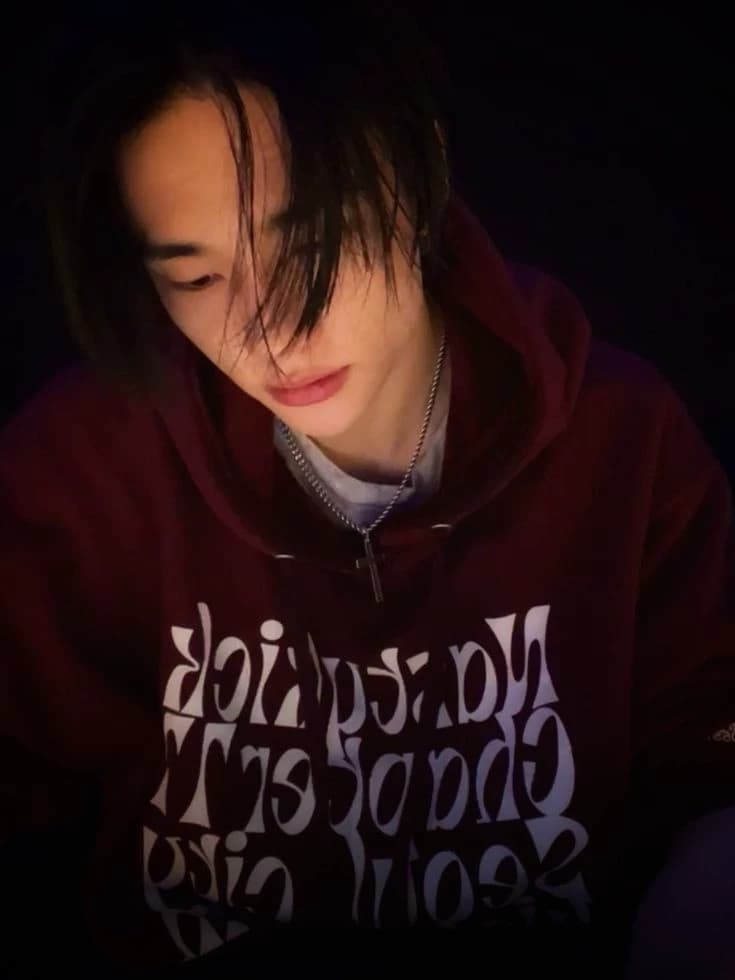 Hyunjin thumbnail