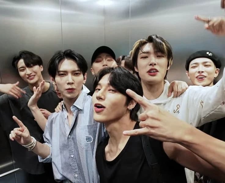 ATEEZ thumbnail