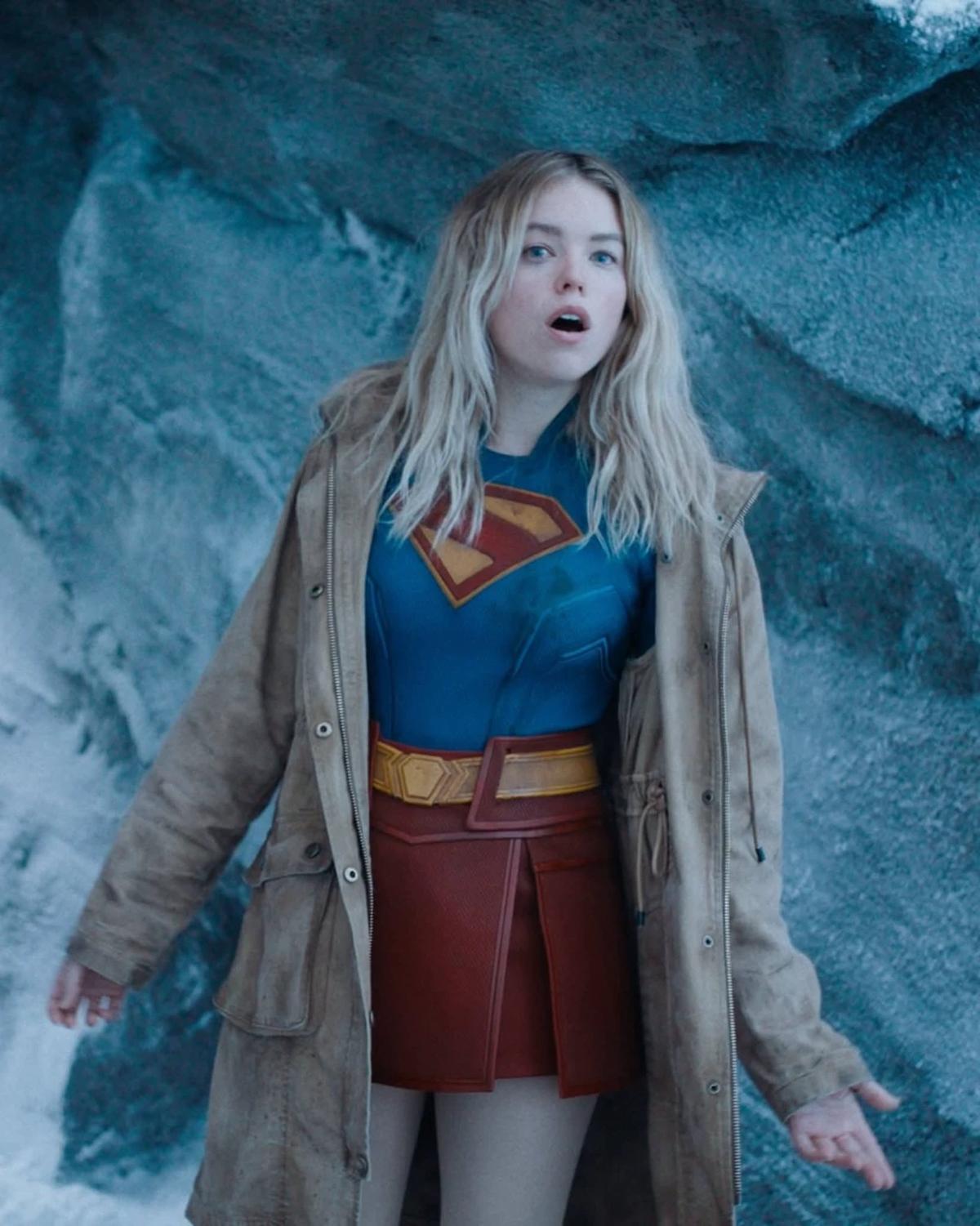 Super Girl (DCU) thumbnail