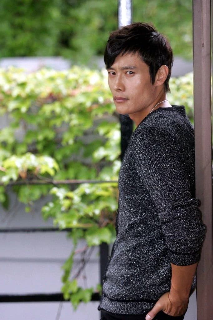 Lee Dong Seok thumbnail