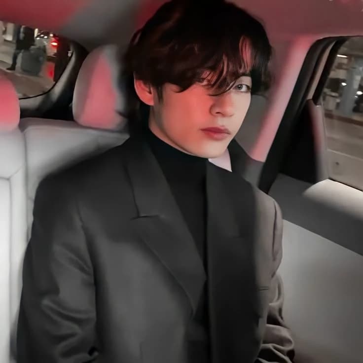 Kim Taehyung thumbnail