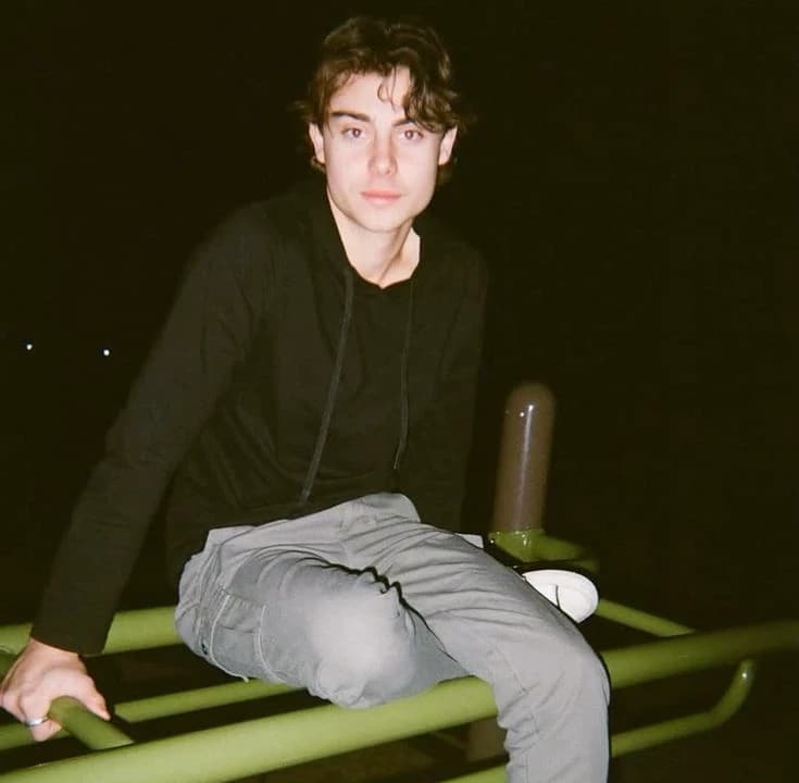 Cole Hill thumbnail