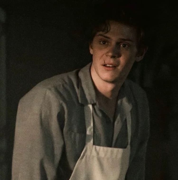 Kit Walker thumbnail