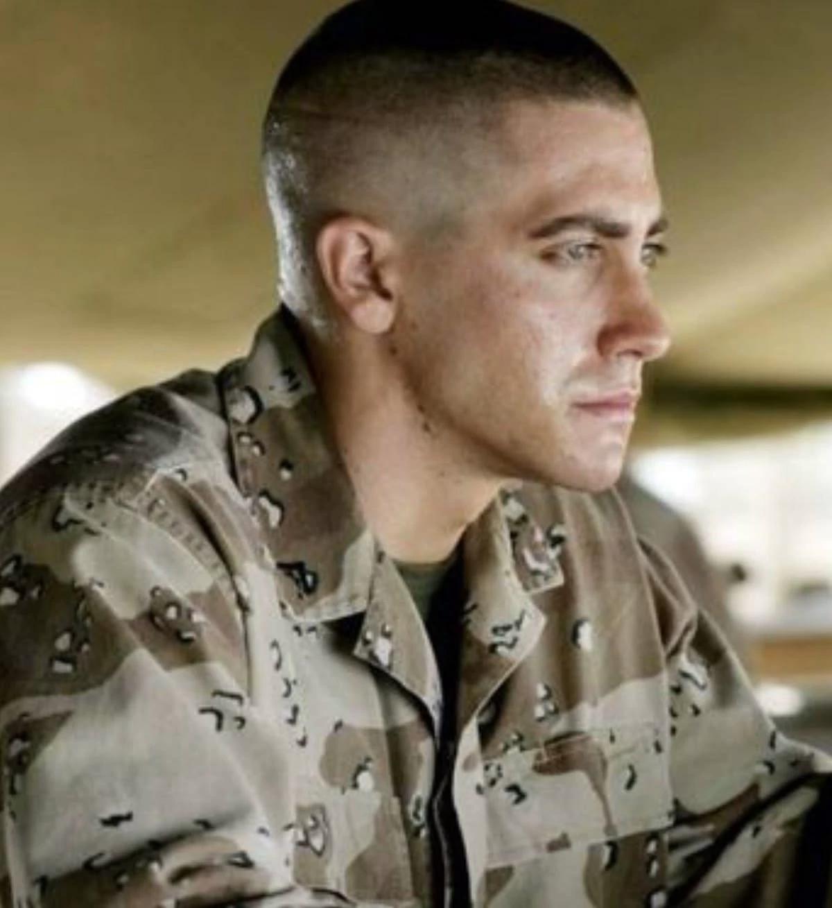 jake gyllenhaal thumbnail