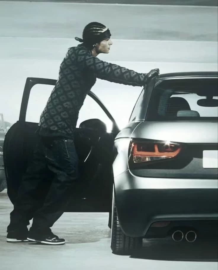 Tom Kaulitz thumbnail