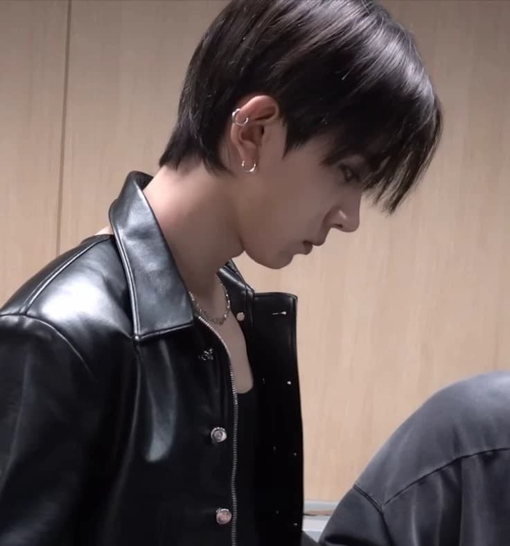 Lee Heeseung thumbnail