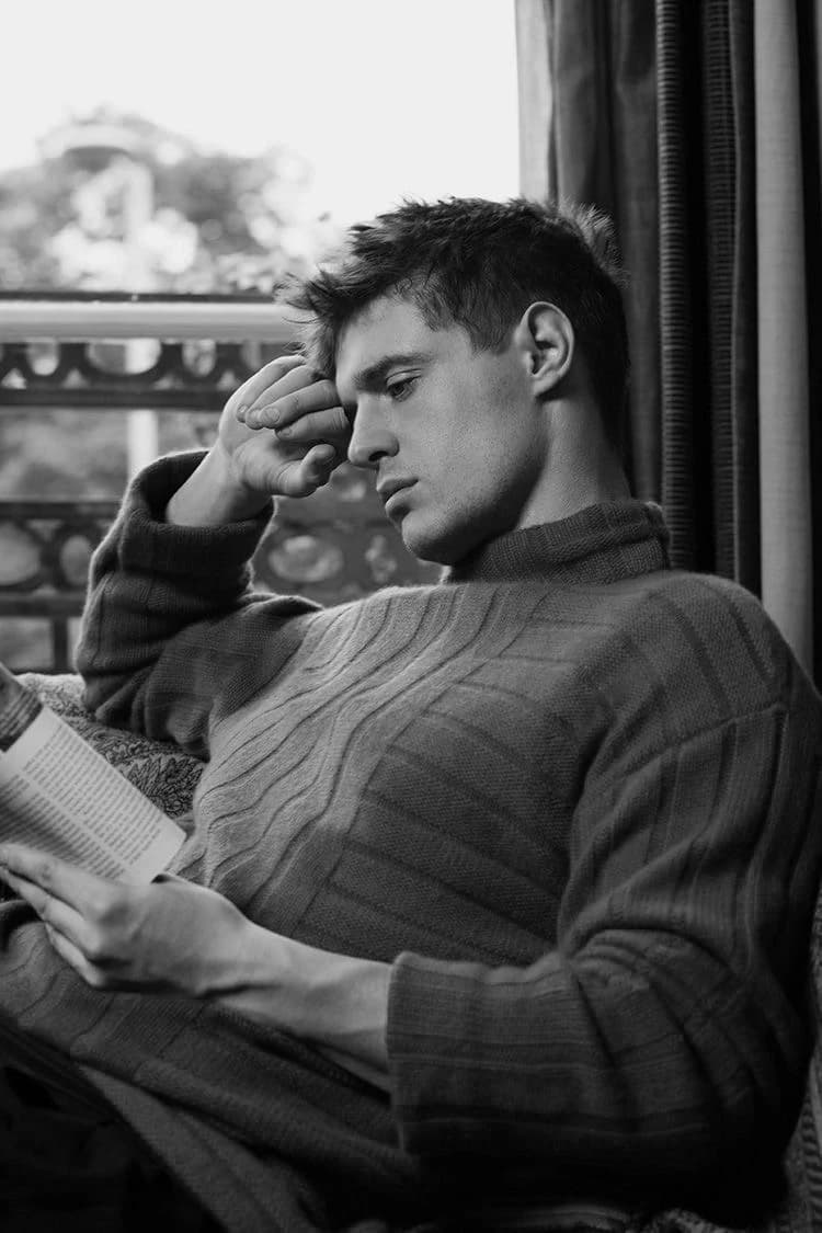 Max Irons thumbnail
