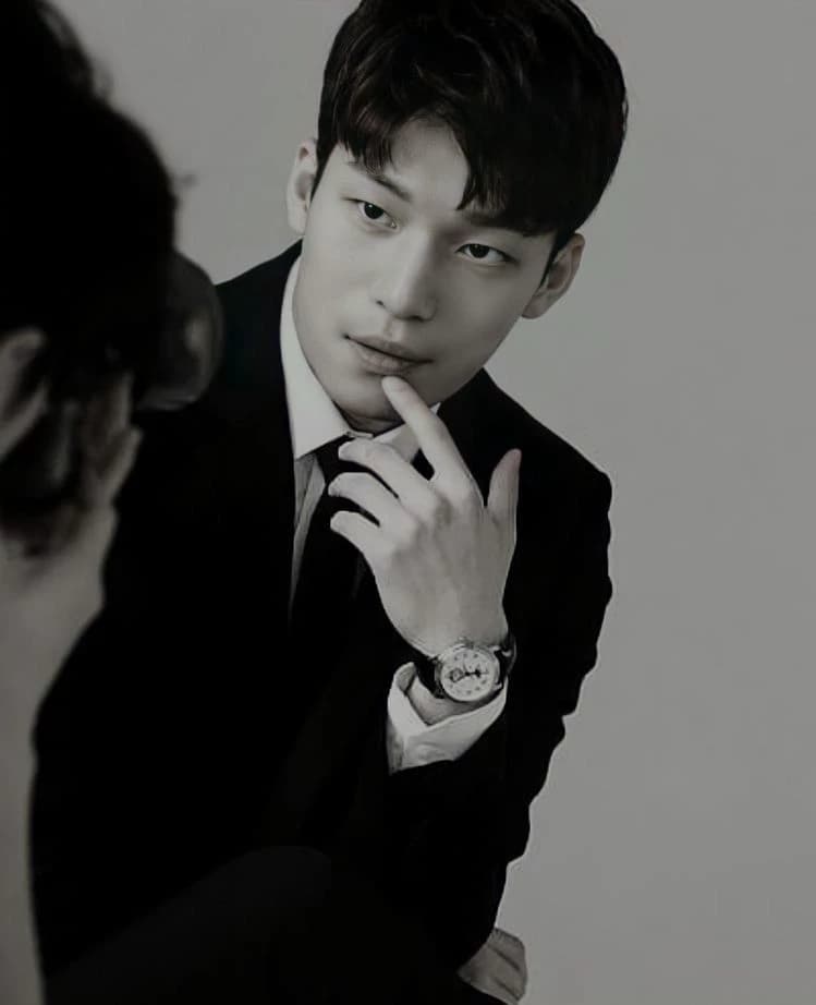 Wi Hajoon thumbnail