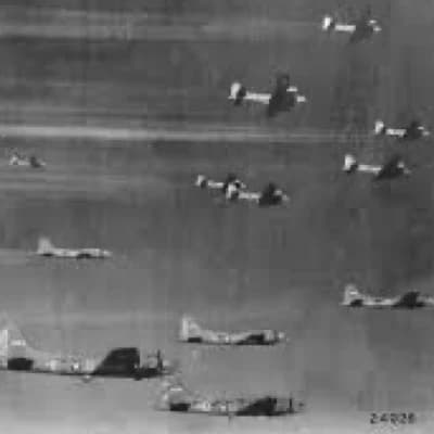 B-17 Capitán " Isaac " thumbnail