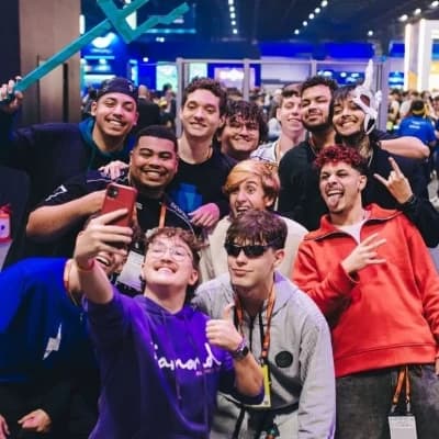 Creative squad thumbnail