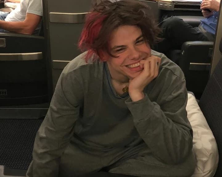 YUNGBLUD  thumbnail