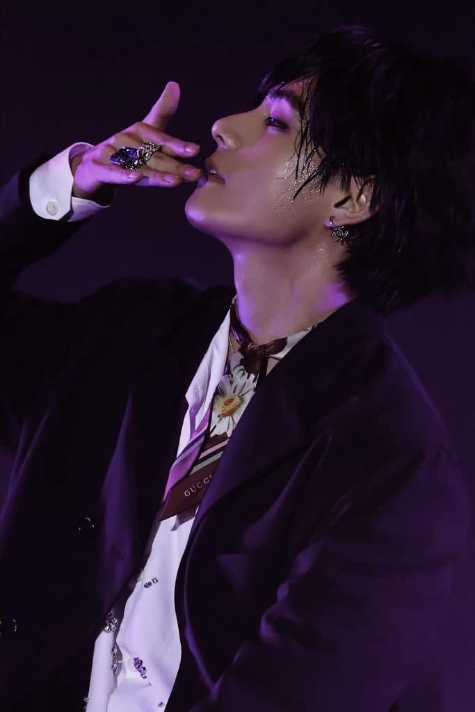 A confusion with Kim Taehyung? thumbnail