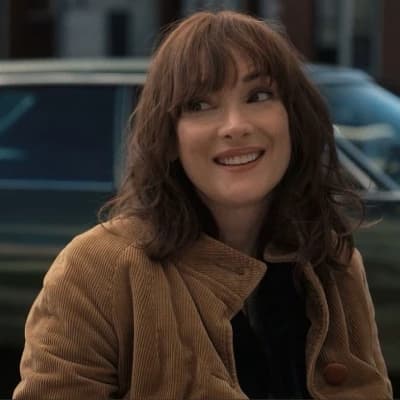 Joyce Byers thumbnail