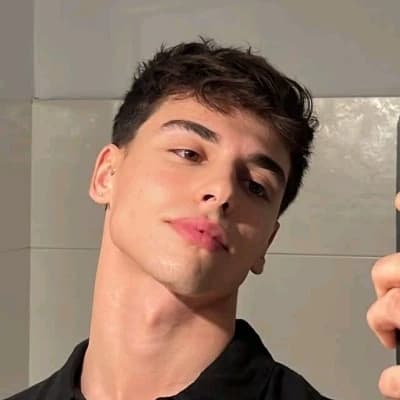 Alex thumbnail