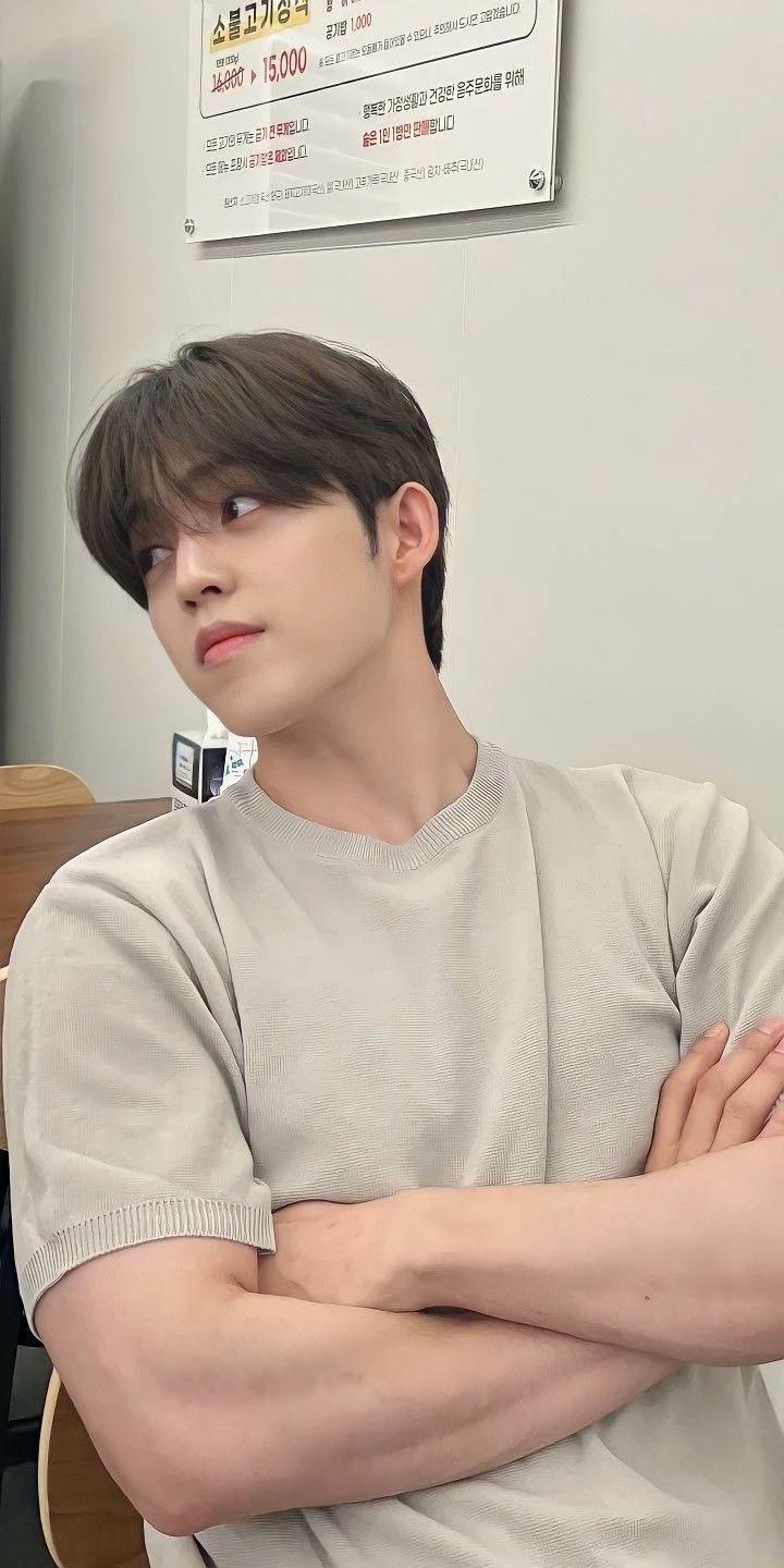 Choi Seungcheol thumbnail