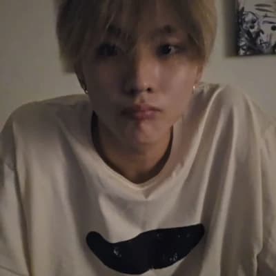 Yang Jungwon  thumbnail