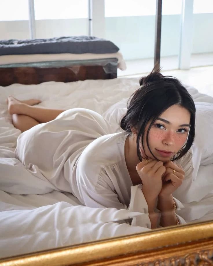 ana - your ex girlfriend thumbnail