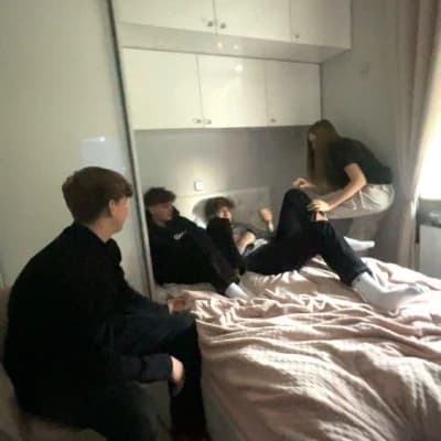 BoyFriends. thumbnail