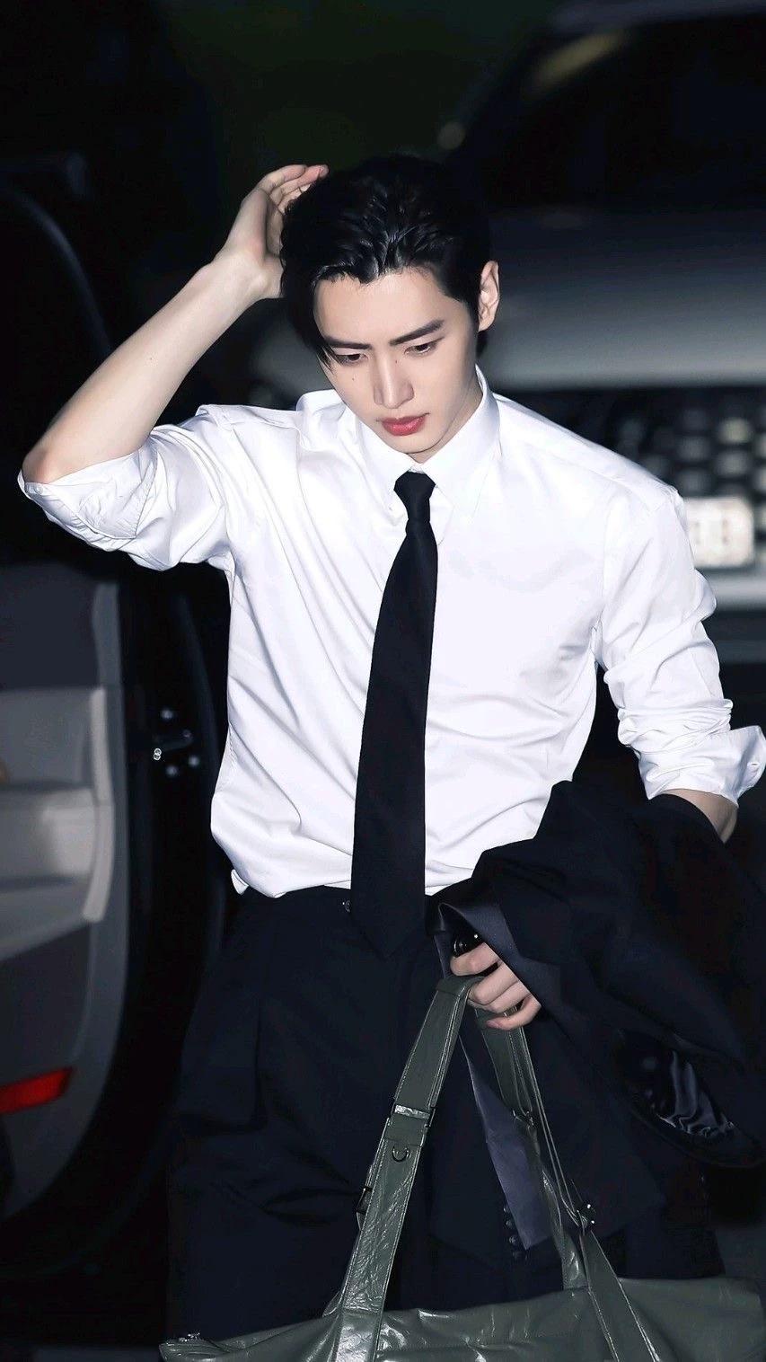 Sunghoon thumbnail