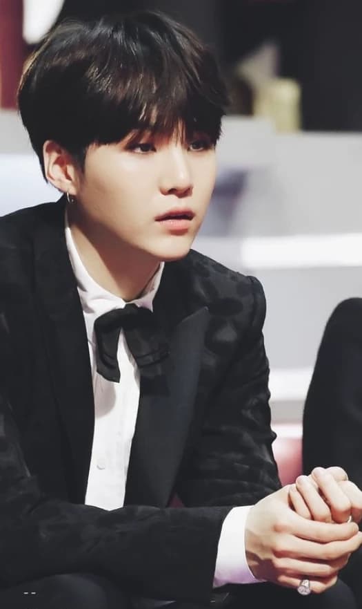 Min Yoongi Alfa (BL) thumbnail