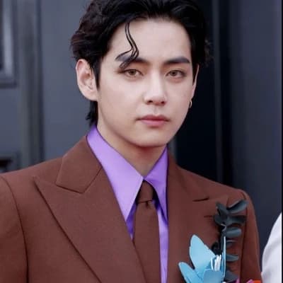 Kim Taehyung thumbnail