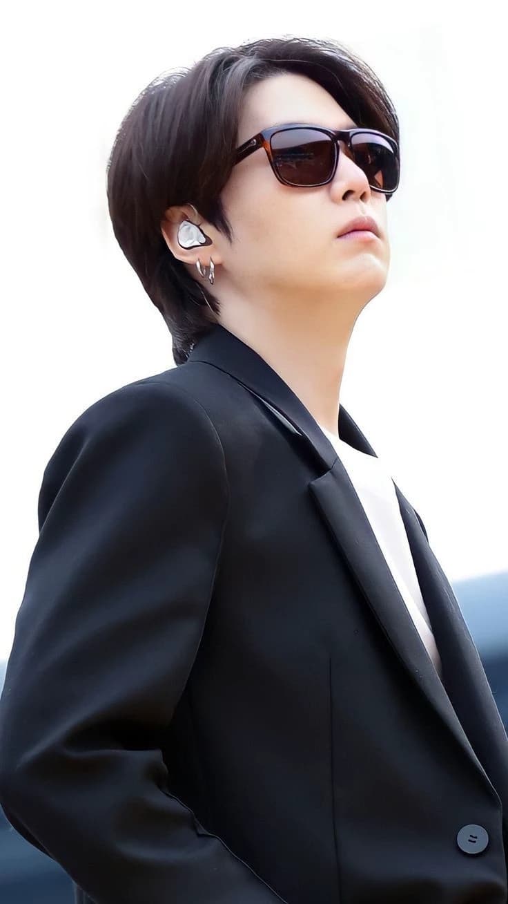 min yoongi (secret agent) thumbnail