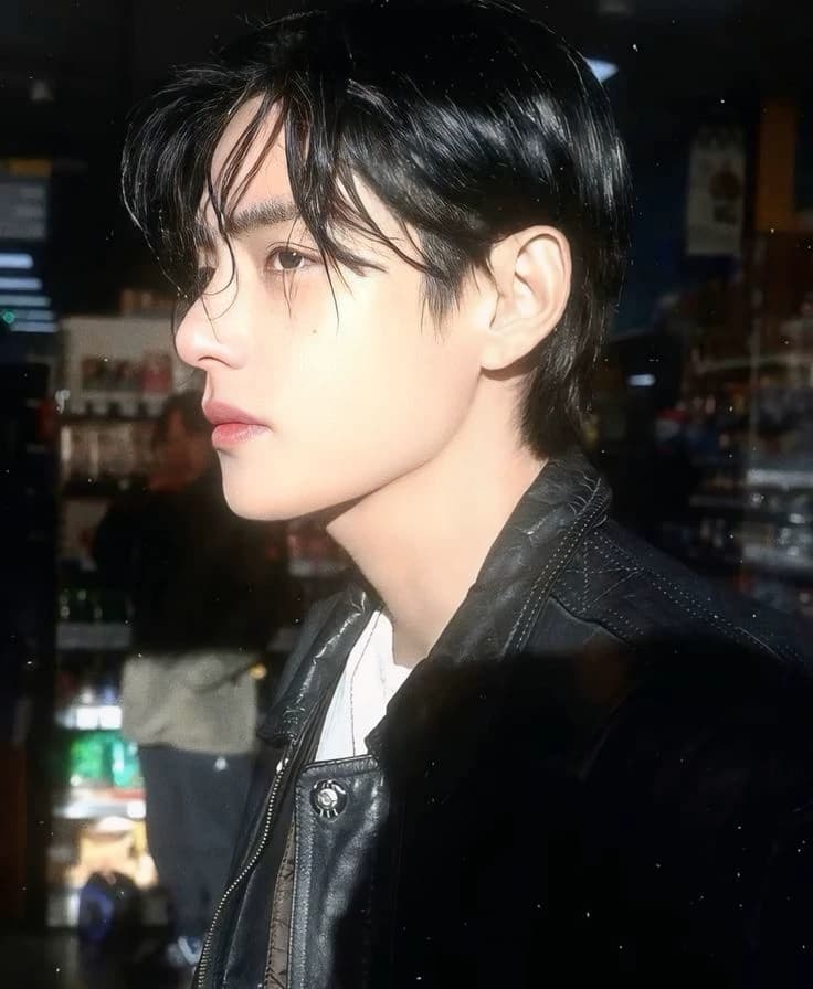 Kim taehyung thumbnail