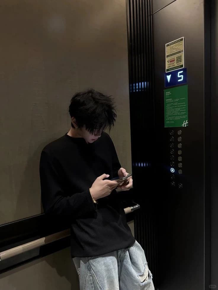 Doug ( Standing in the same elevator with you ) thumbnail