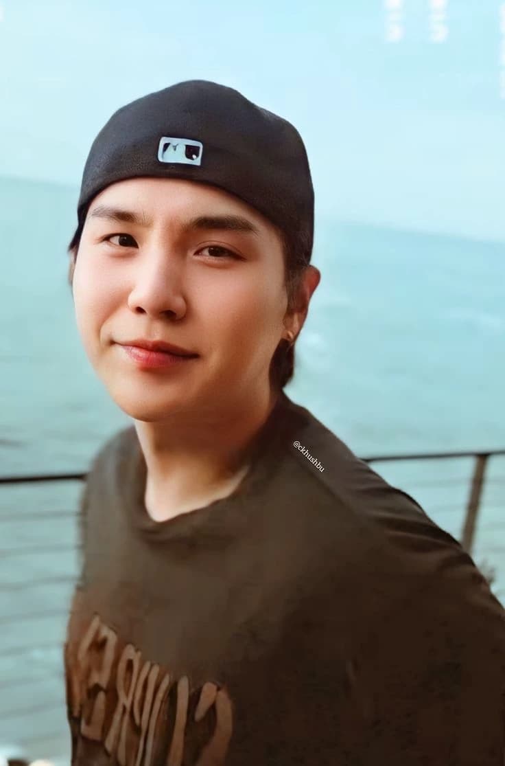 Min yoongi thumbnail