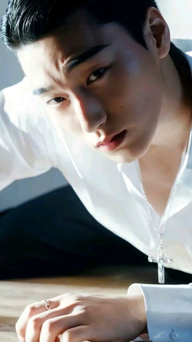Choi San thumbnail