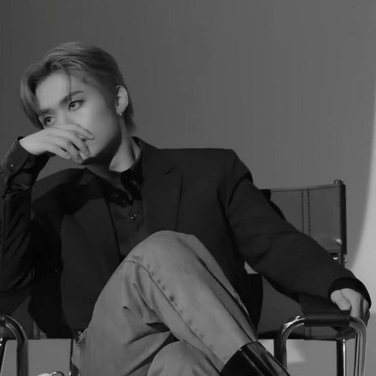 Lee know thumbnail
