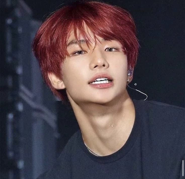 Hwang Hyunjin thumbnail