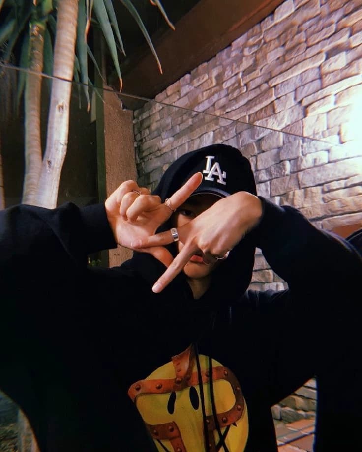 Hyunjin thumbnail