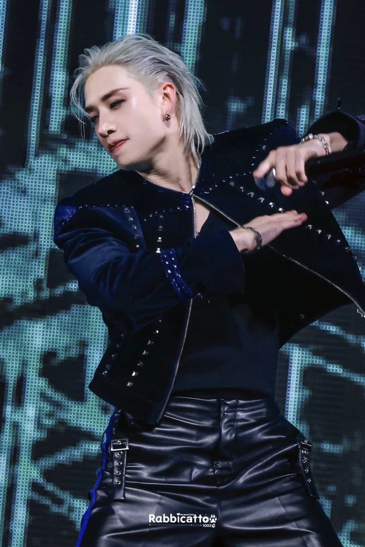 Bangchan
❤️‍🔥🐺 thumbnail